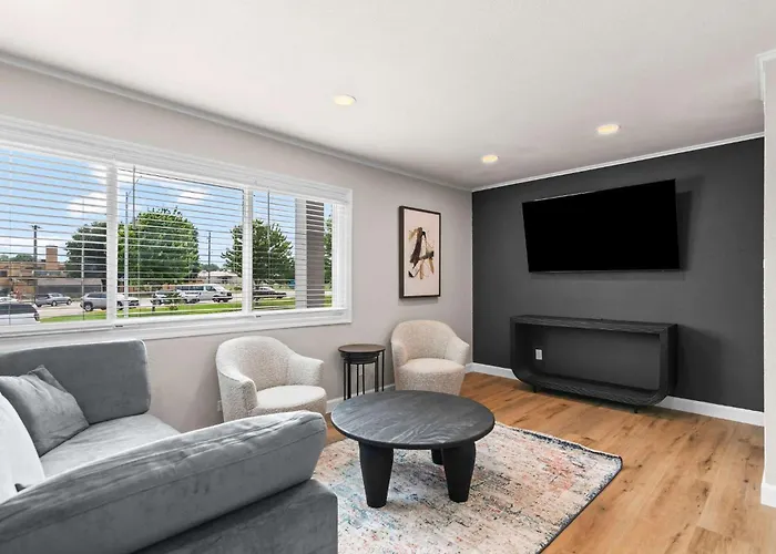 Newly Renovated Unit In Spfld #302 Appartement *