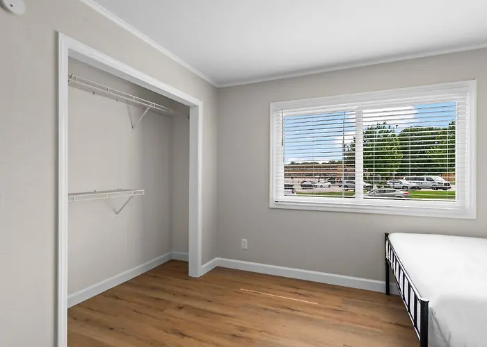 Appartement Newly Renovated Unit In Spfld #302 Springfield